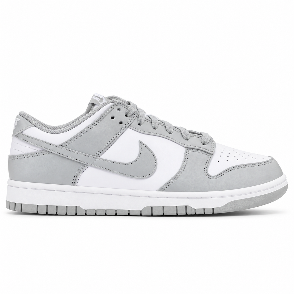 NIKE DUNKS GREY