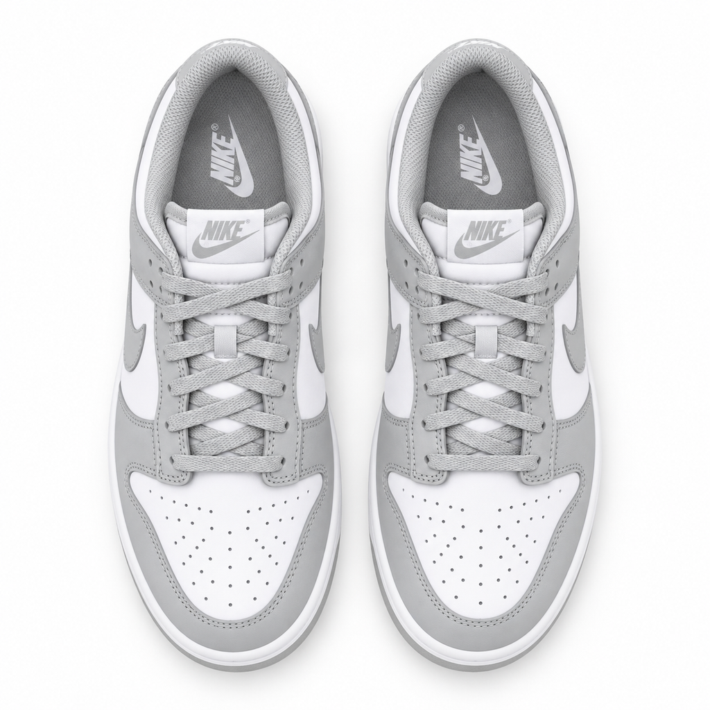 NIKE DUNKS GREY